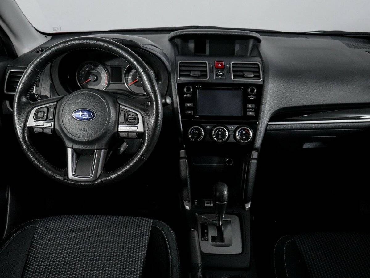 Subaru Forester с пробегом — 2016 год. Фото: #11