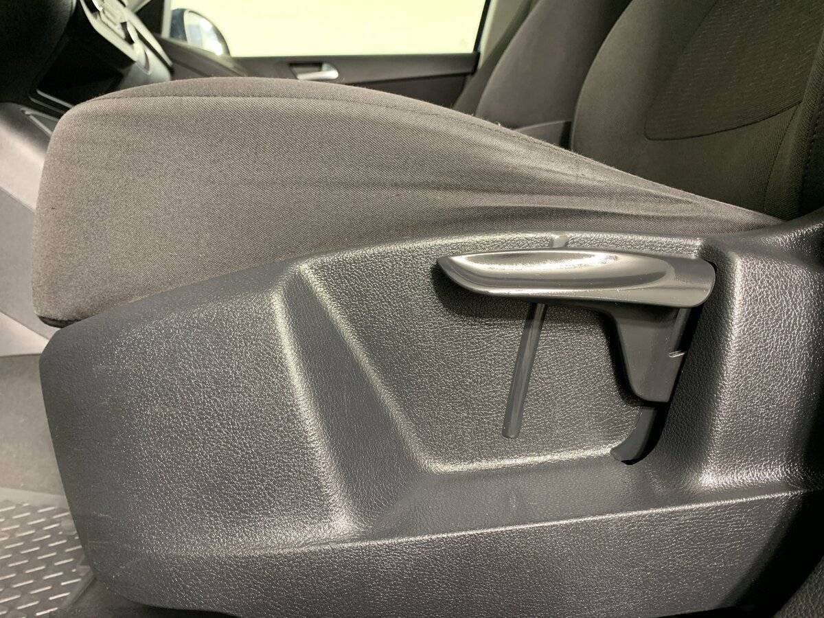 Volkswagen Tiguan с пробегом — 2012 год. Фото: #15