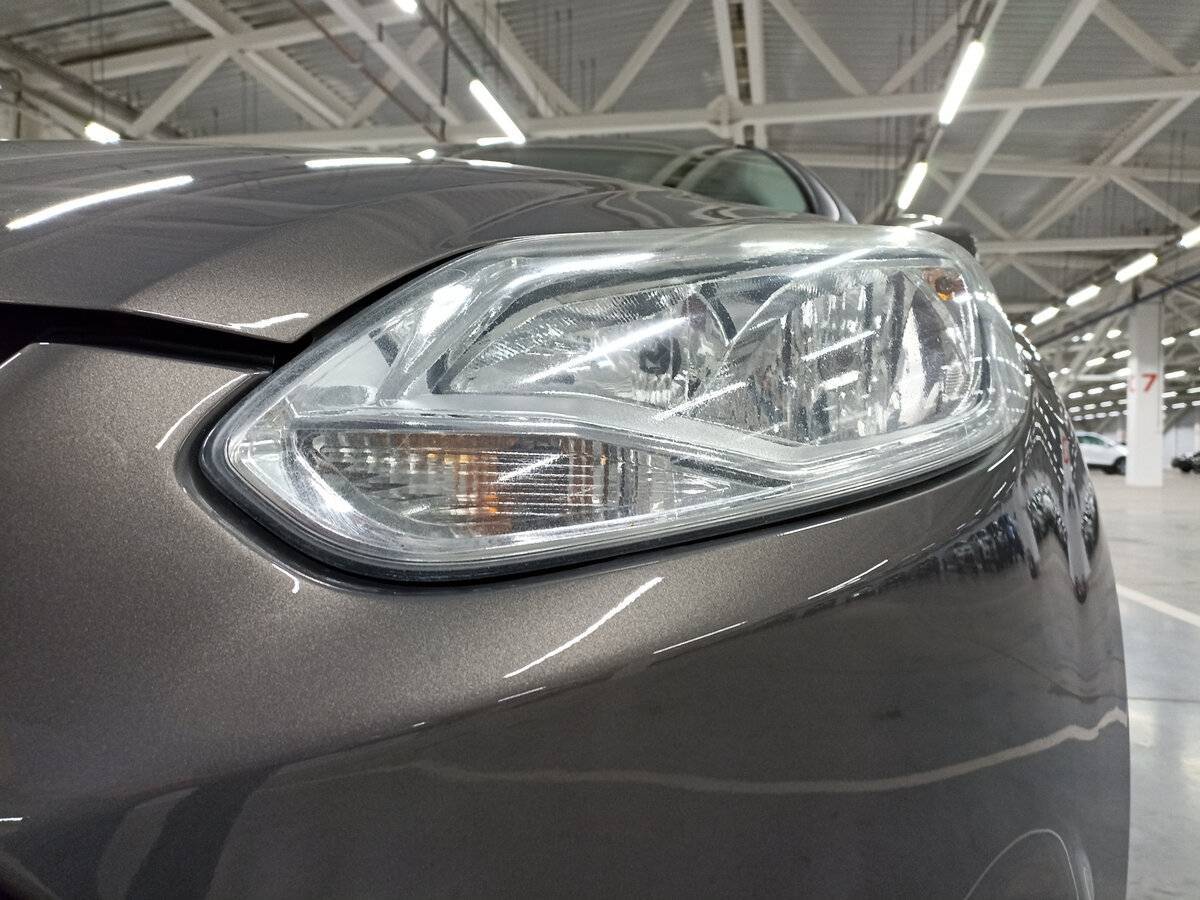 Ford Focus с пробегом — 2012 год. Фото: #16