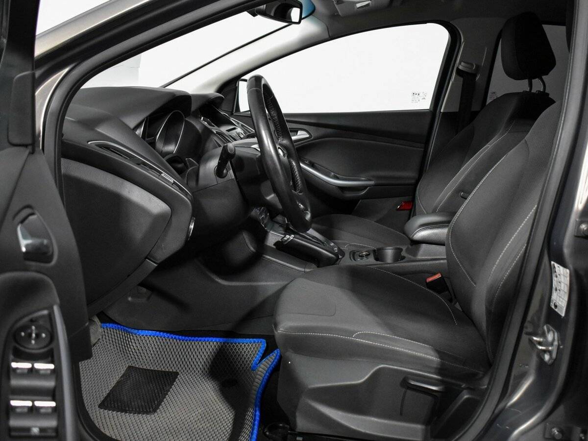 Ford Focus с пробегом — 2013 год. Фото: #10