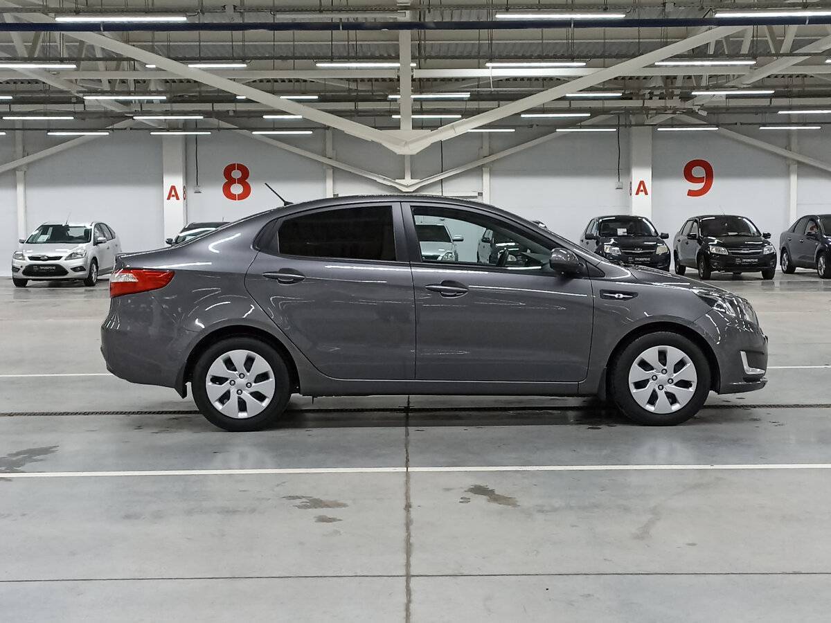 Kia Rio с пробегом — 2013 год. Фото: #3