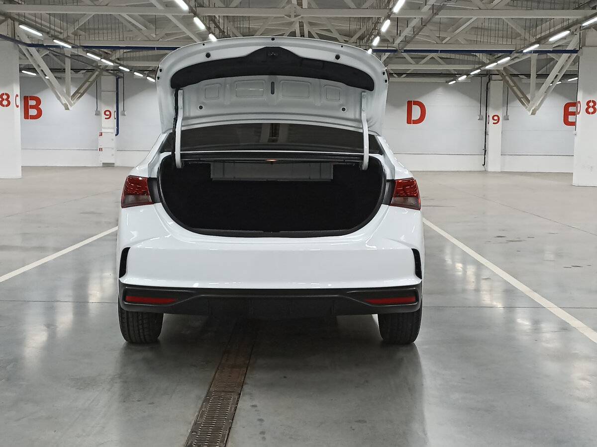 Hyundai Solaris с пробегом — 2021 год. Фото: #9