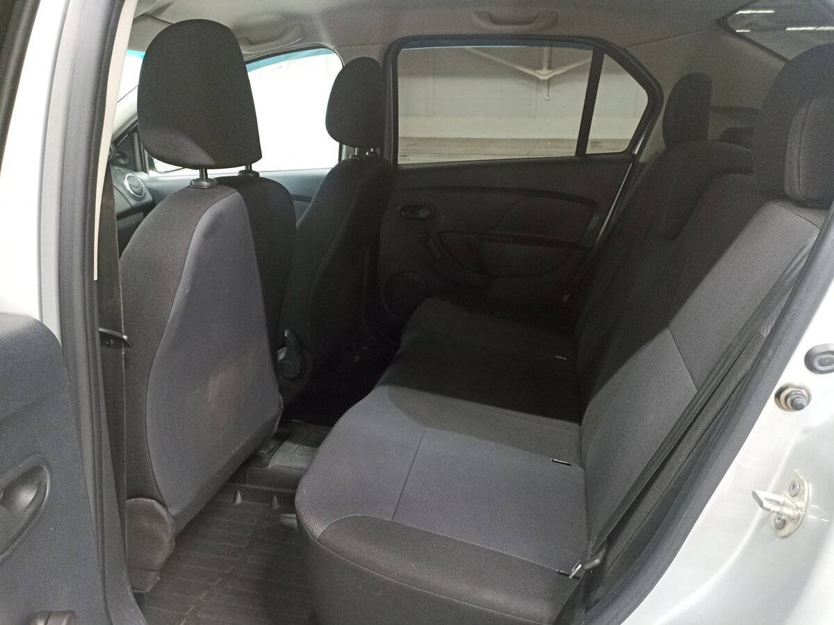 Renault Logan с пробегом — 2017 год. Фото: #11