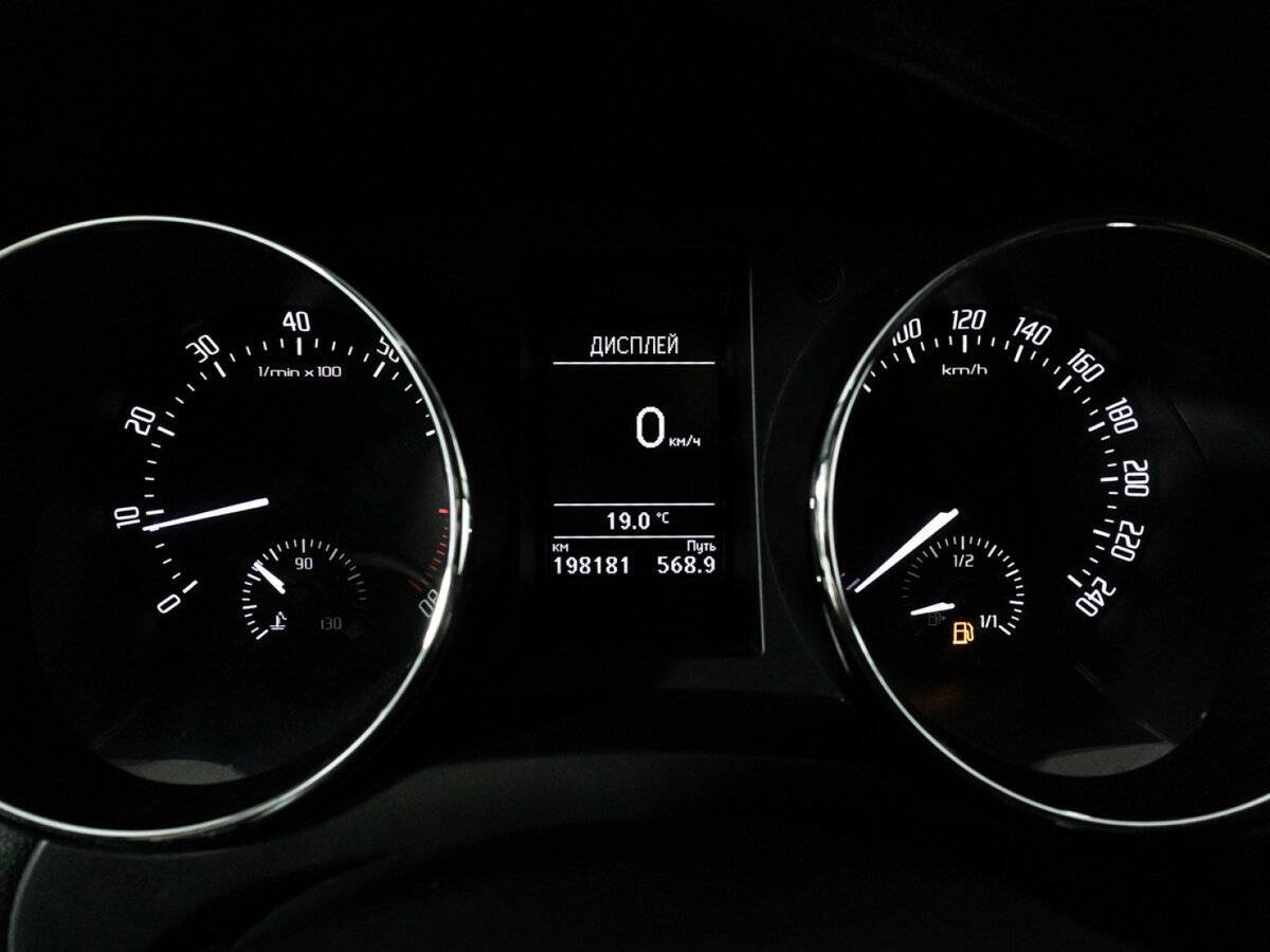 Skoda Yeti с пробегом — 2014 год. Фото: #11