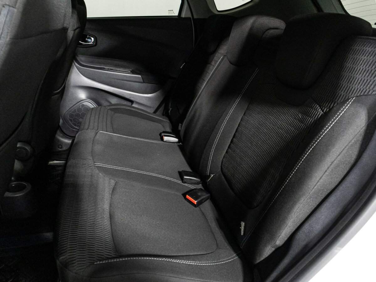 Renault Kaptur с пробегом — 2017 год. Фото: #9