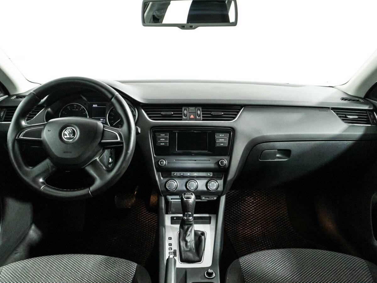 Skoda Octavia с пробегом — 2014 год. Фото: #12
