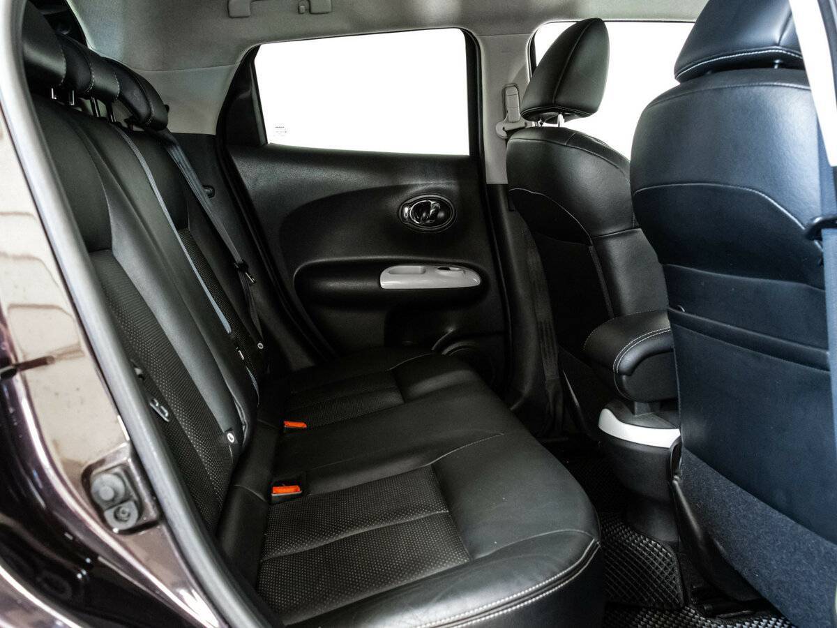 Nissan Juke с пробегом — 2012 год. Фото: #13