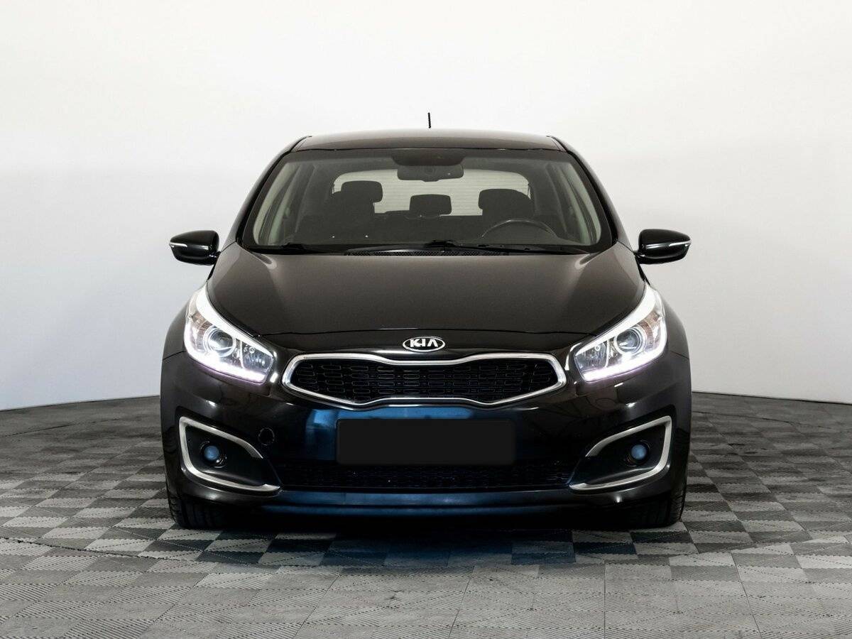 Kia Ceed с пробегом — 2015 год. Фото: #1