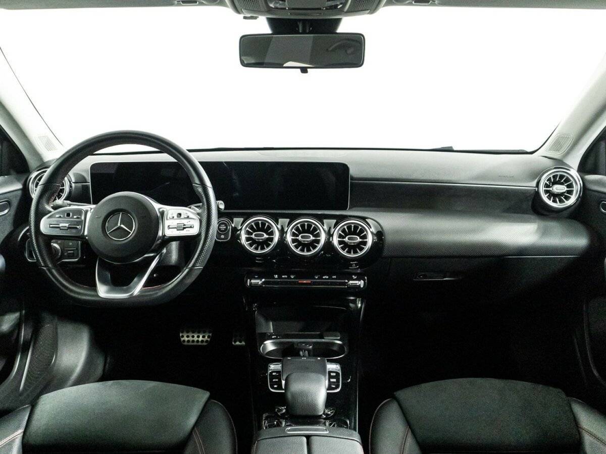 Mercedes-Benz A-Класс с пробегом — 2018 год. Фото: #12