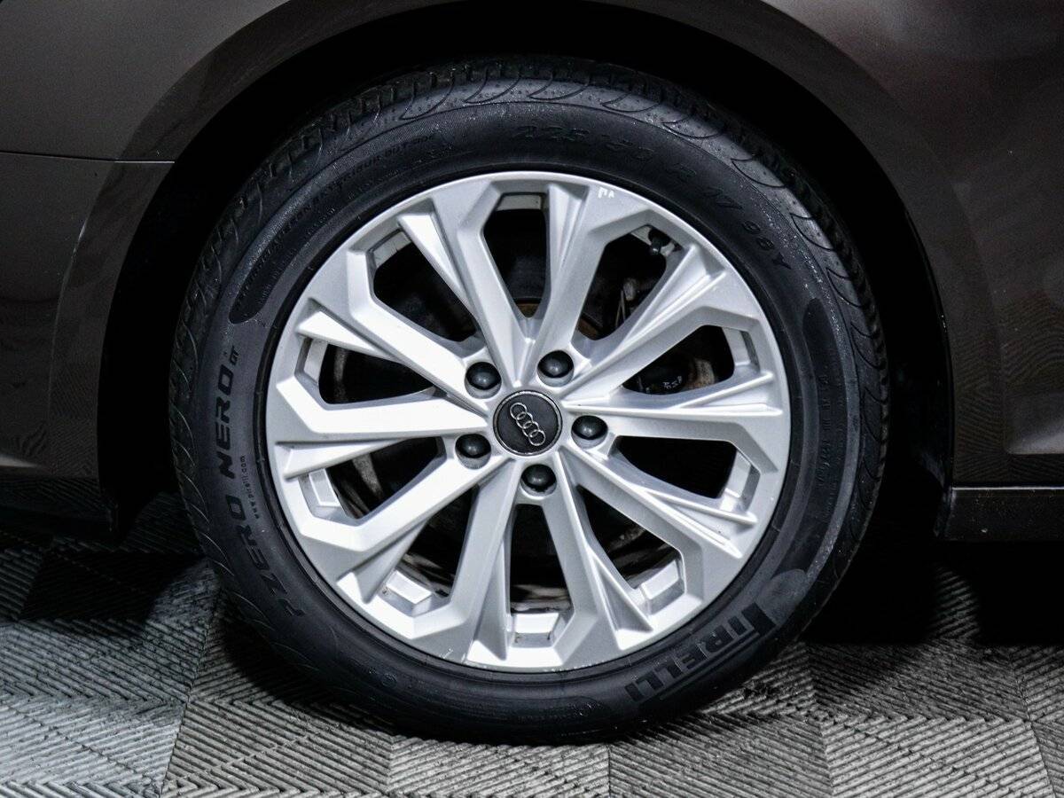 Audi A4 с пробегом — 2015 год. Фото: #13