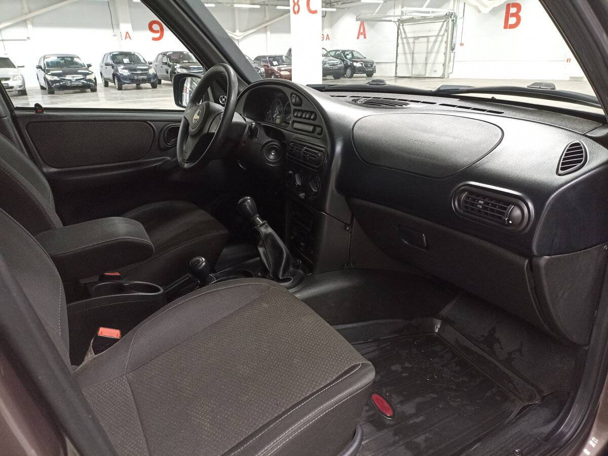 Chevrolet Niva с пробегом — 2018 год. Фото: #10