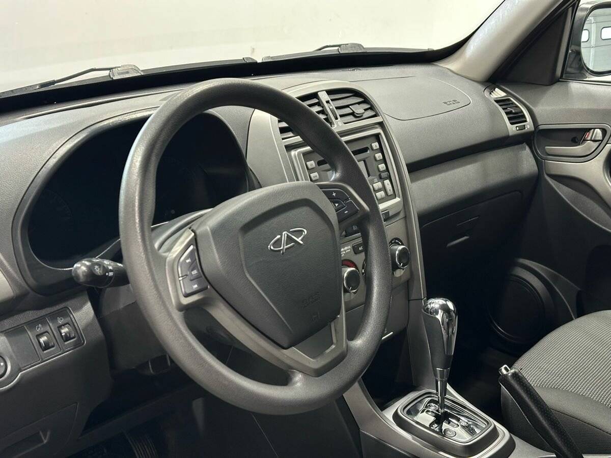 Chery Tiggo (T11) с пробегом — 2015 год. Фото: #6