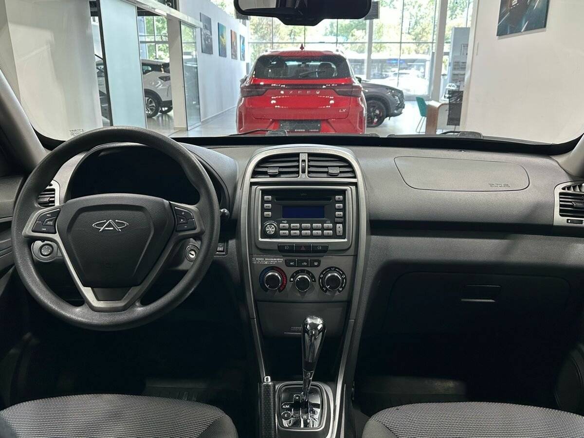 Chery Tiggo (T11) с пробегом — 2015 год. Фото: #8