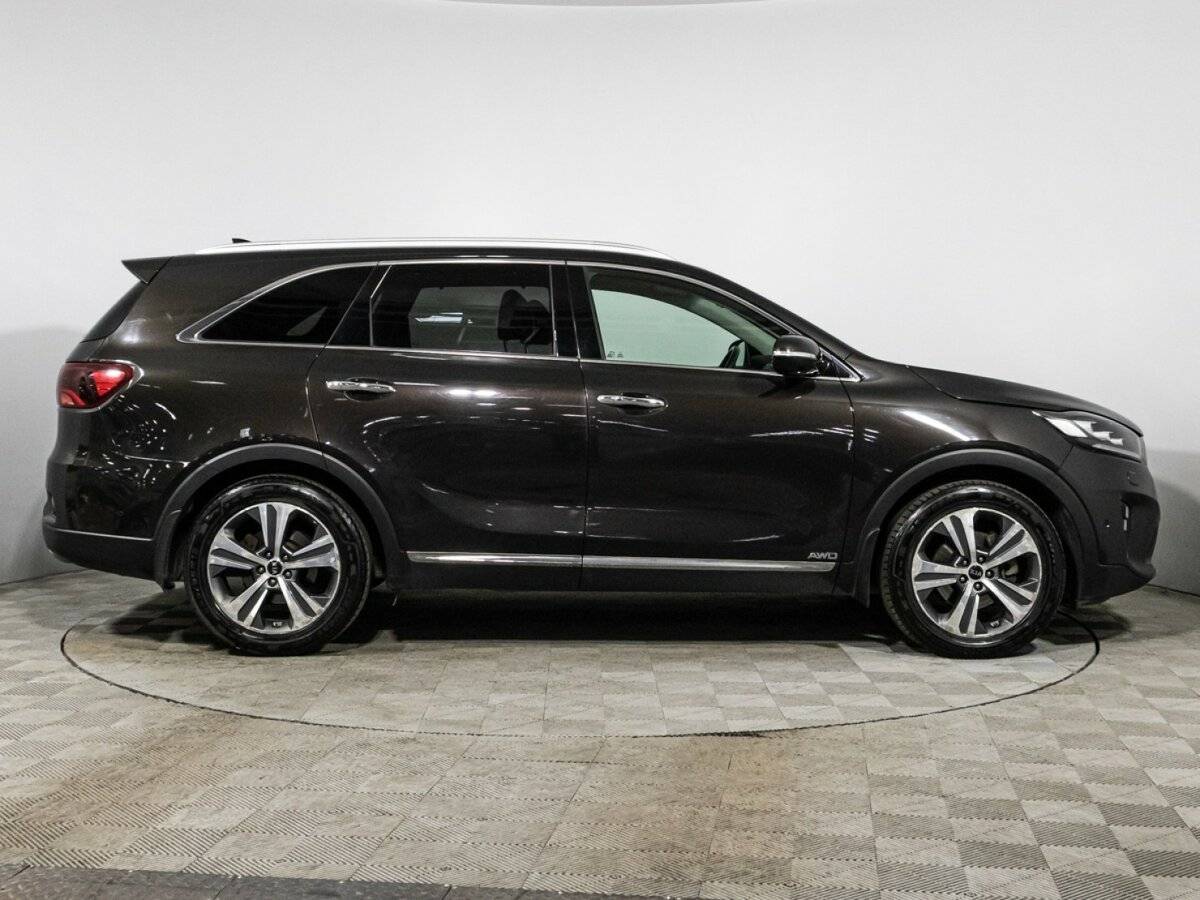 Kia Sorento с пробегом — 2018 год. Фото: #3