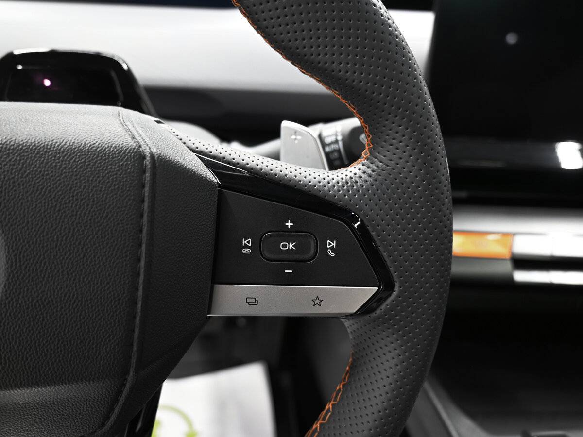 Changan UNI-V с пробегом — 2023 год. Фото: #20