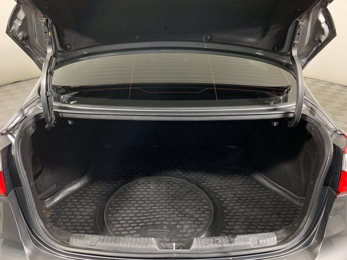 Kia Cerato с пробегом — 2013 год. Фото: #18