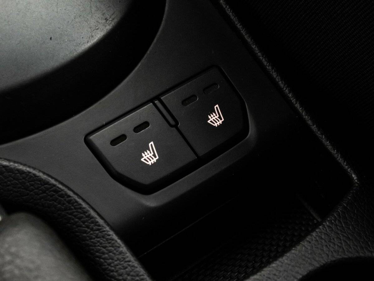 Kia Rio с пробегом — 2012 год. Фото: #12