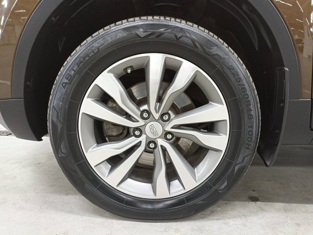 Geely Atlas с пробегом — 2020 год. Фото: #17