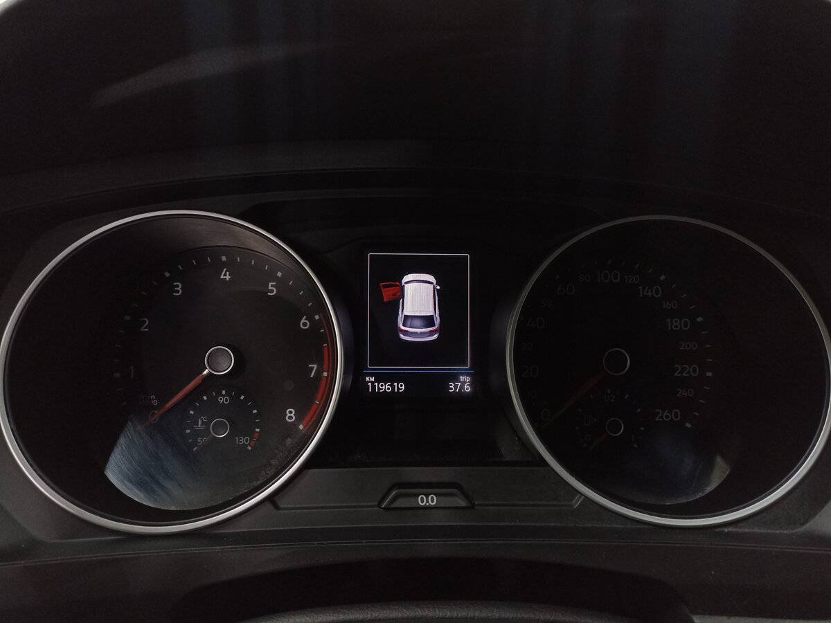 Volkswagen Tiguan с пробегом — 2019 год. Фото: #12