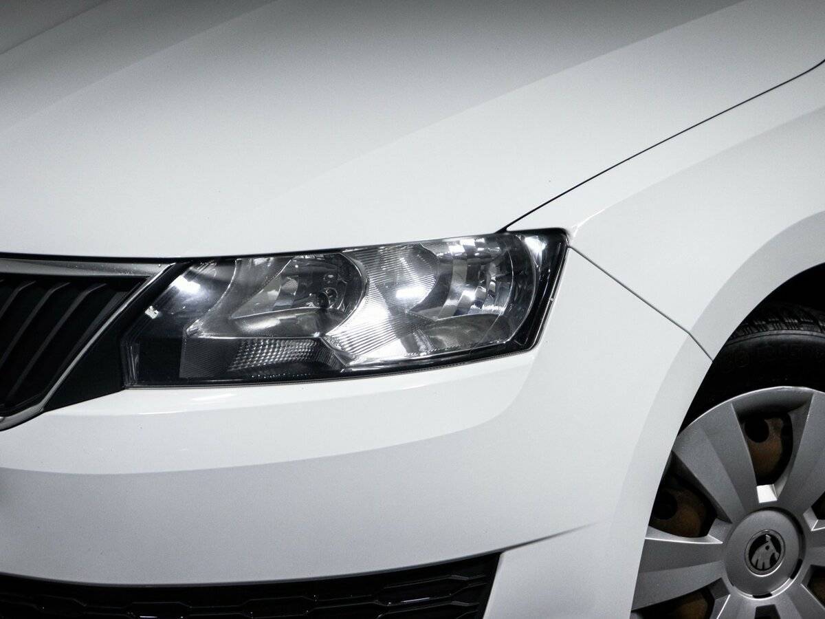 Skoda Rapid с пробегом — 2019 год. Фото: #15