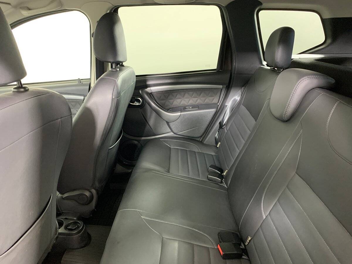 Renault Duster с пробегом — 2017 год. Фото: #18
