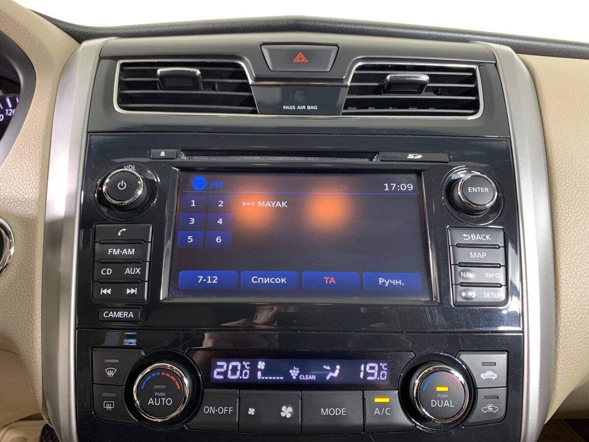 Nissan Teana с пробегом — 2014 год. Фото: #15