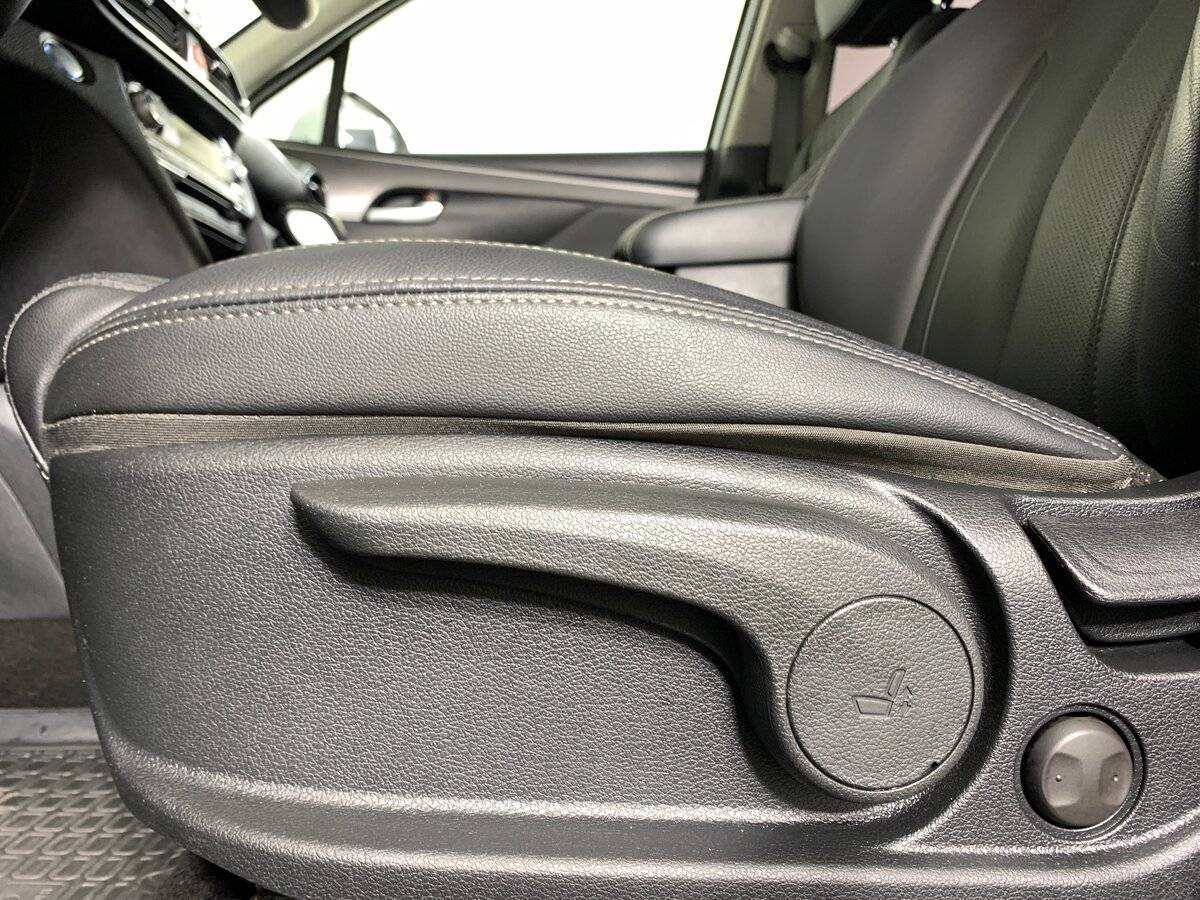 Hyundai Santa Fe с пробегом — 2019 год. Фото: #15