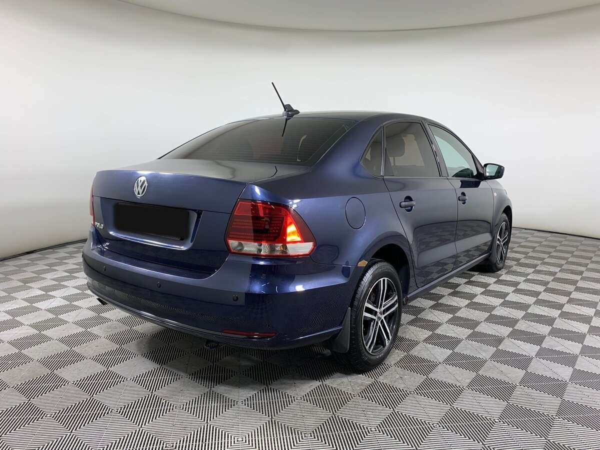 Volkswagen Polo с пробегом — 2017 год. Фото: #4