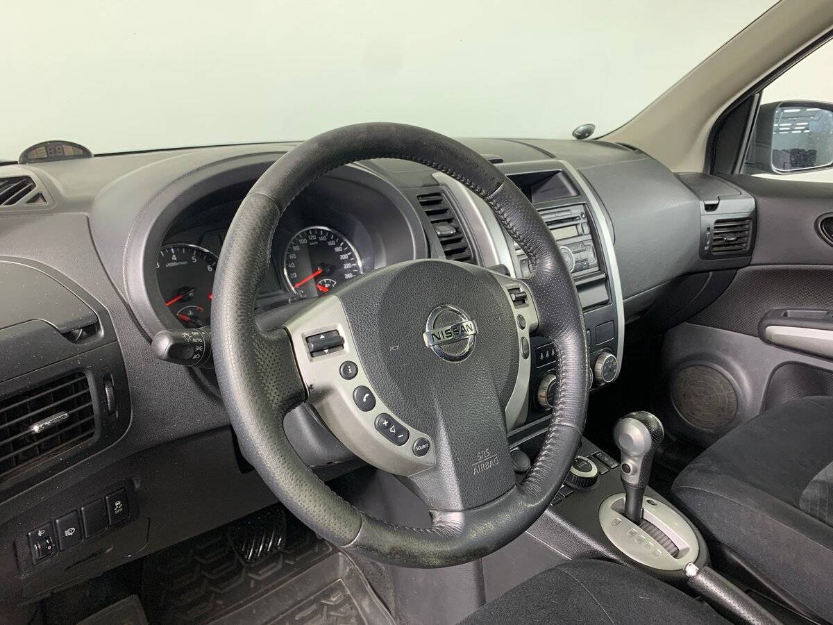 Nissan X-Trail с пробегом — 2012 год. Фото: #10