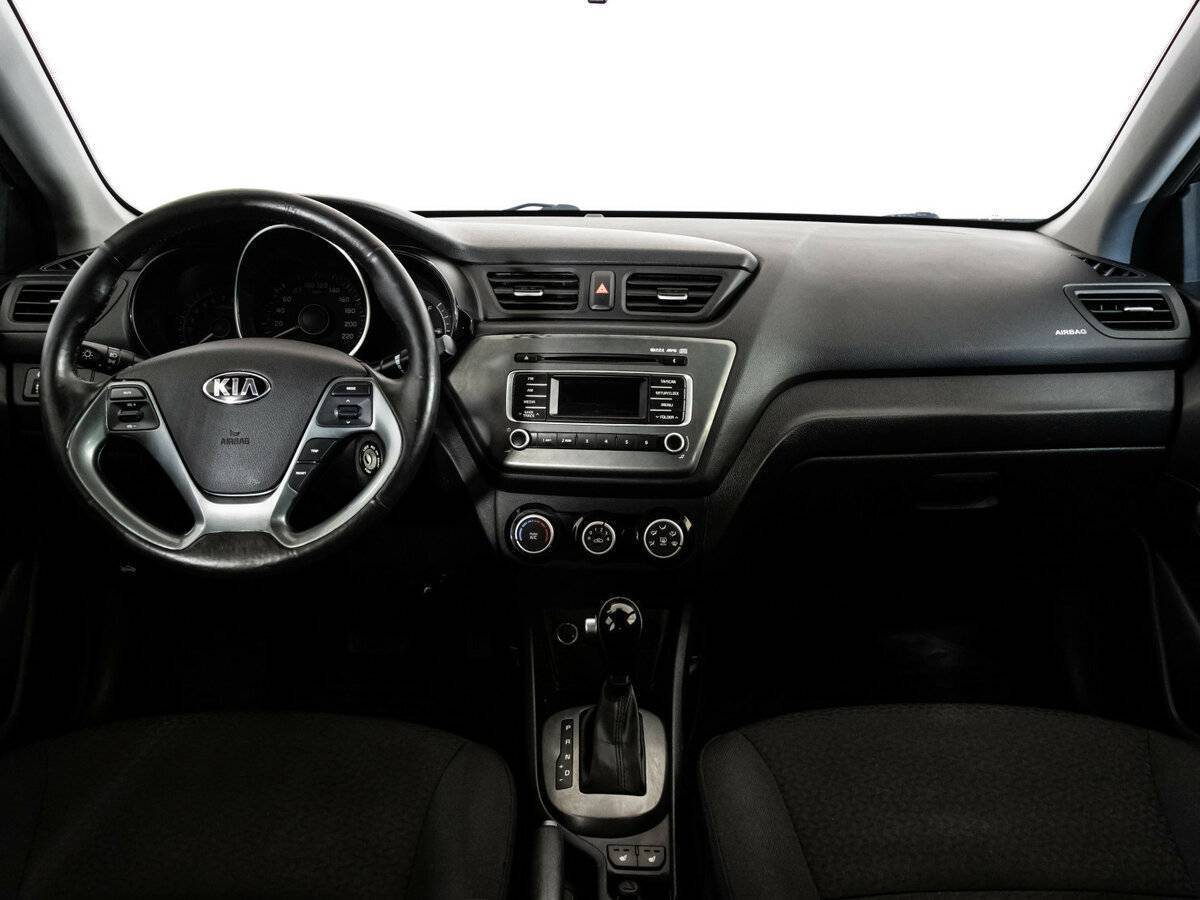 Kia Rio с пробегом — 2017 год. Фото: #9