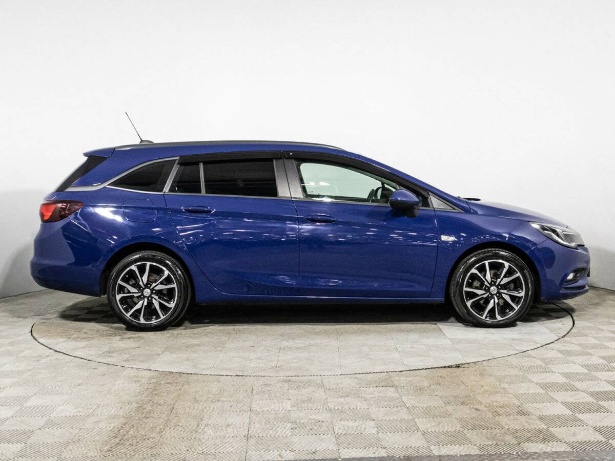 Opel Astra с пробегом — 2019 год. Фото: #3