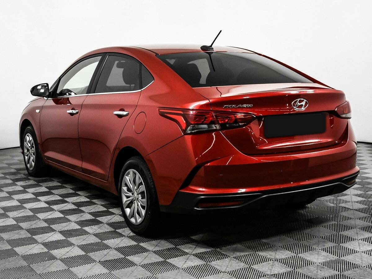 Hyundai Solaris с пробегом — 2021 год. Фото: #6