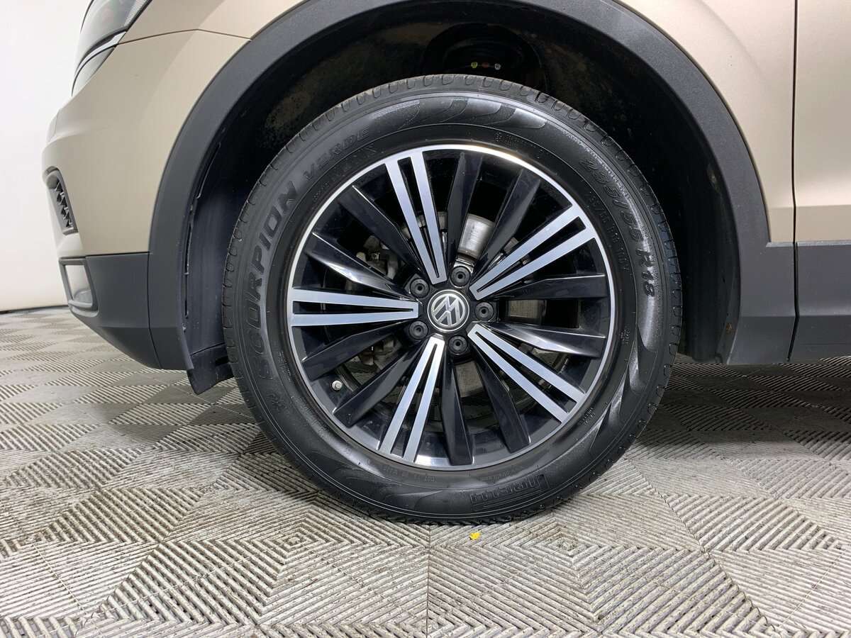 Volkswagen Tiguan с пробегом — 2018 год. Фото: #8