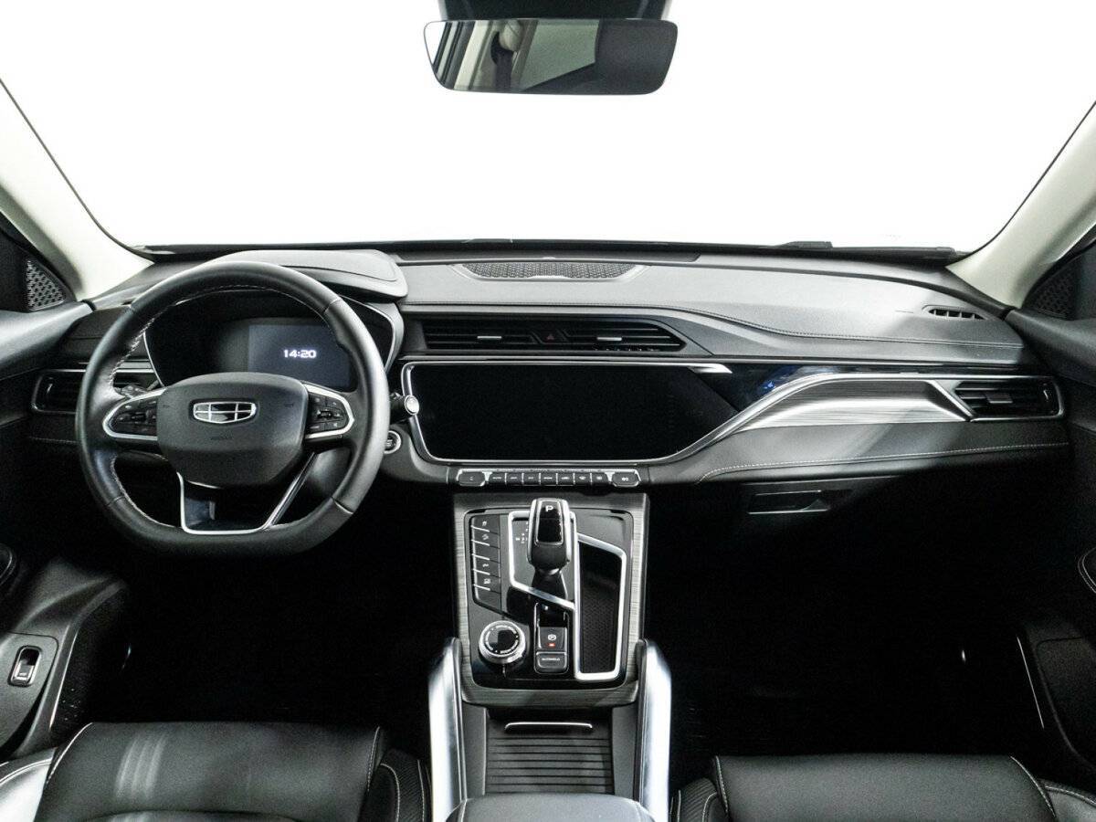 Geely Atlas Pro с пробегом — 2022 год. Фото: #12