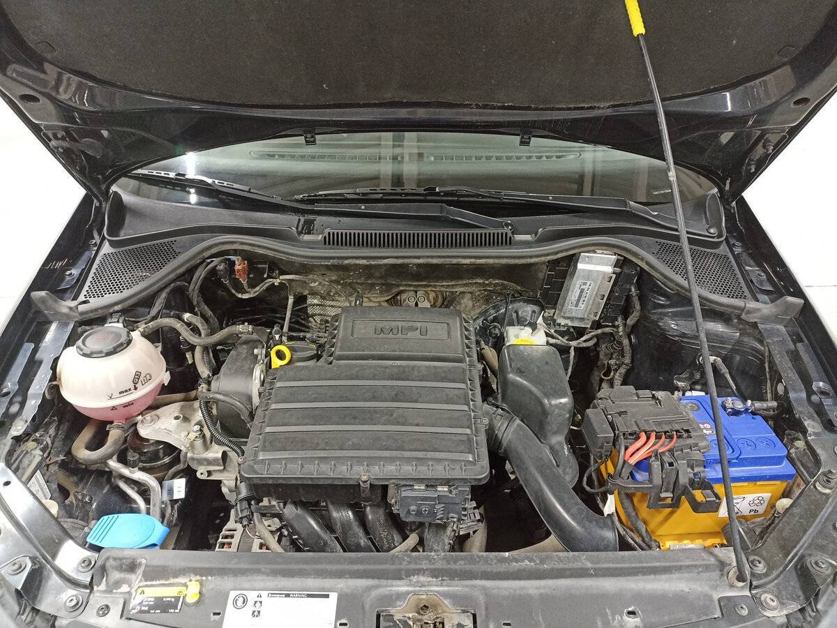 Volkswagen Polo с пробегом — 2018 год. Фото: #8