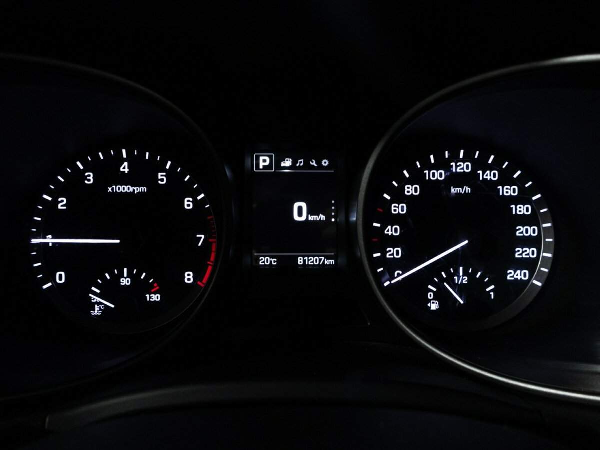 Hyundai Santa Fe с пробегом — 2016 год. Фото: #11