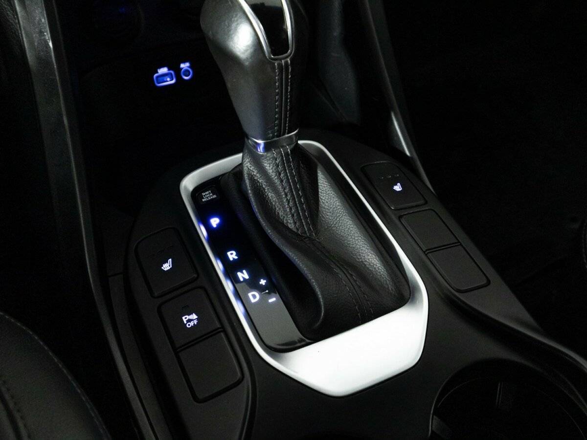 Hyundai Santa Fe с пробегом — 2016 год. Фото: #16