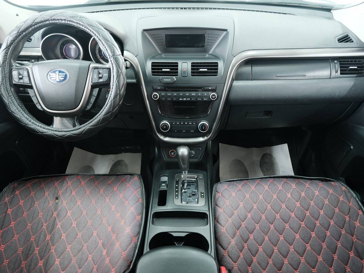 FAW Besturn X80 с пробегом — 2017 год. Фото: #12