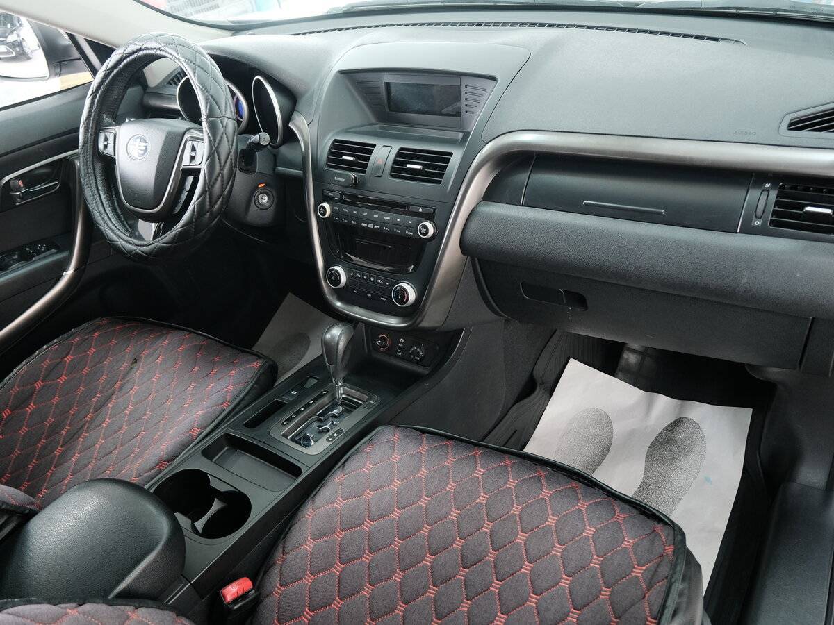 FAW Besturn X80 с пробегом — 2017 год. Фото: #18