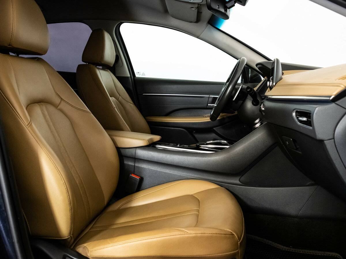 Hyundai Sonata с пробегом — 2020 год. Фото: #16