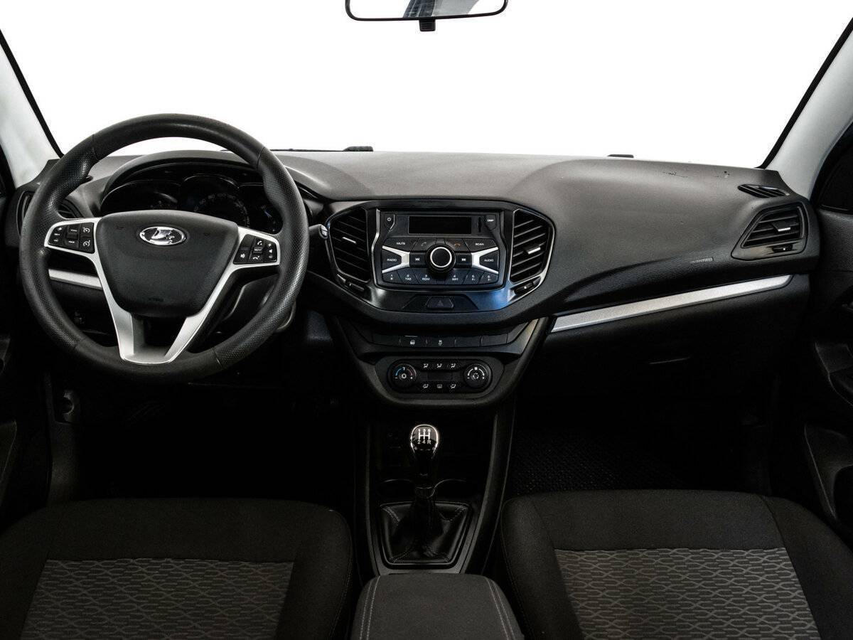 Lada (ВАЗ) Vesta с пробегом — 2021 год. Фото: #7