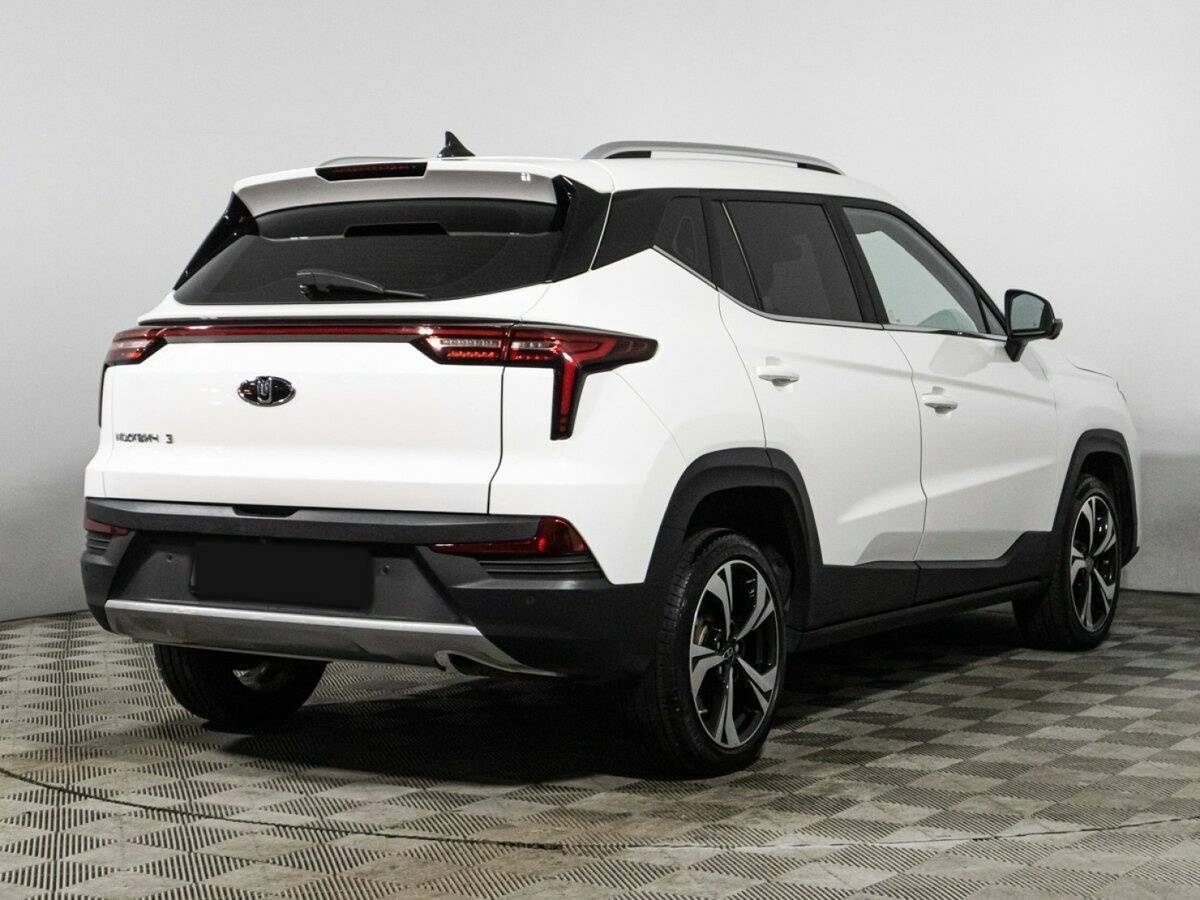 Москвич 3 с пробегом — 2023 год. Фото: #4