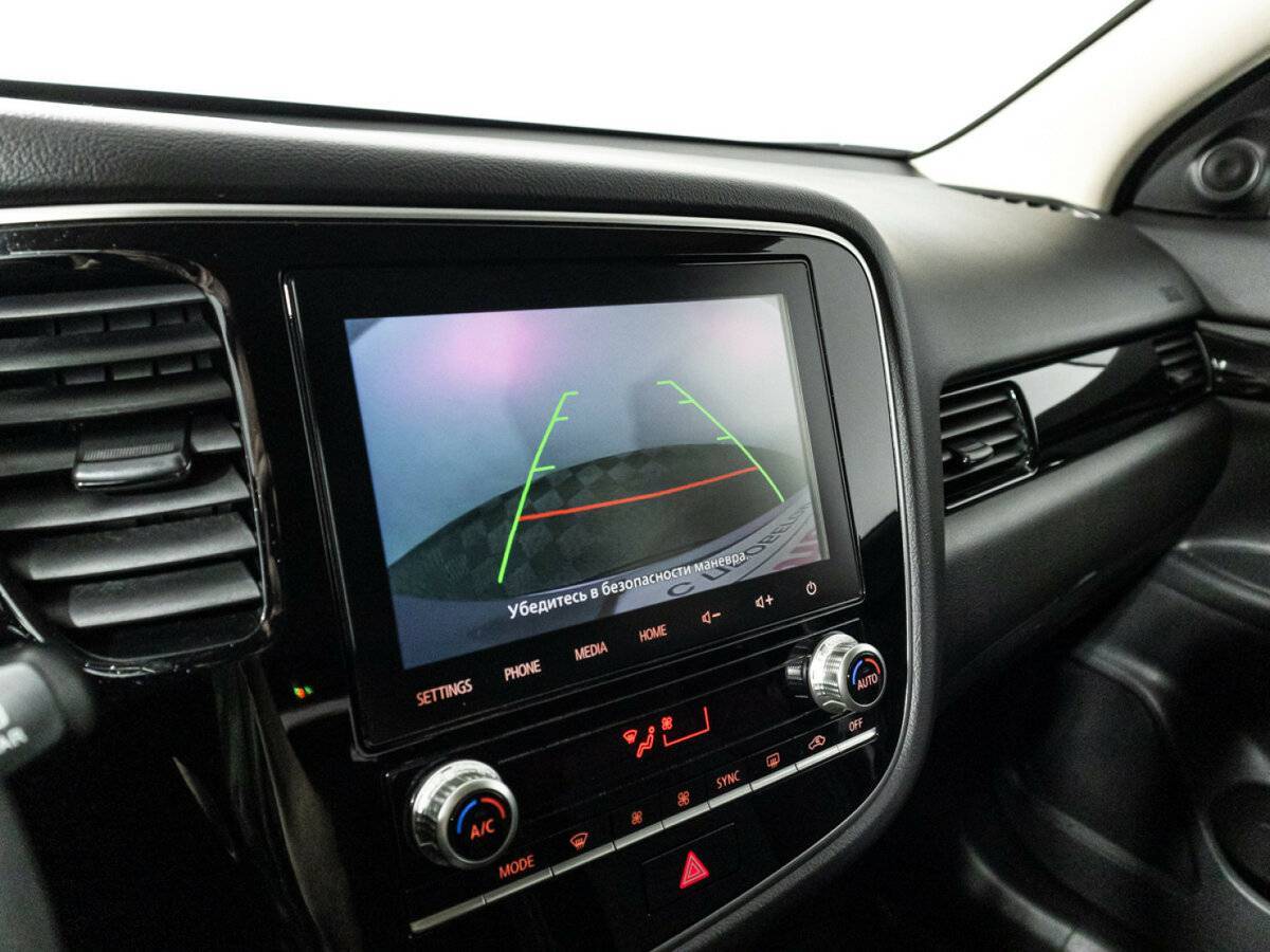 Mitsubishi Outlander с пробегом — 2022 год. Фото: #14