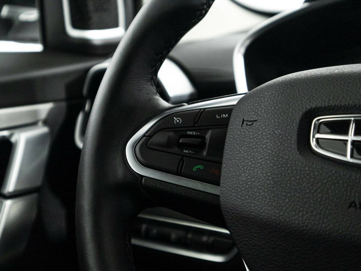 Geely Coolray с пробегом — 2023 год. Фото: #22