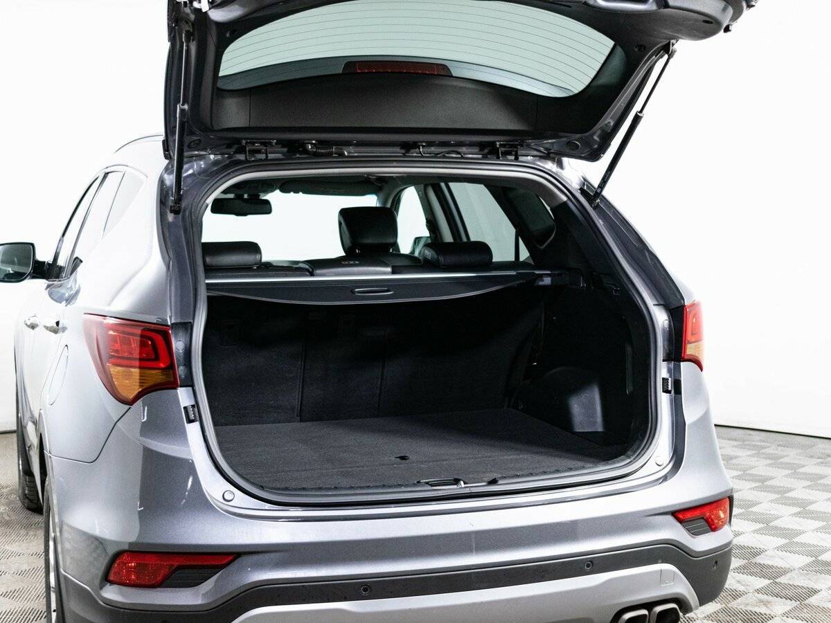 Hyundai Santa Fe с пробегом — 2016 год. Фото: #8