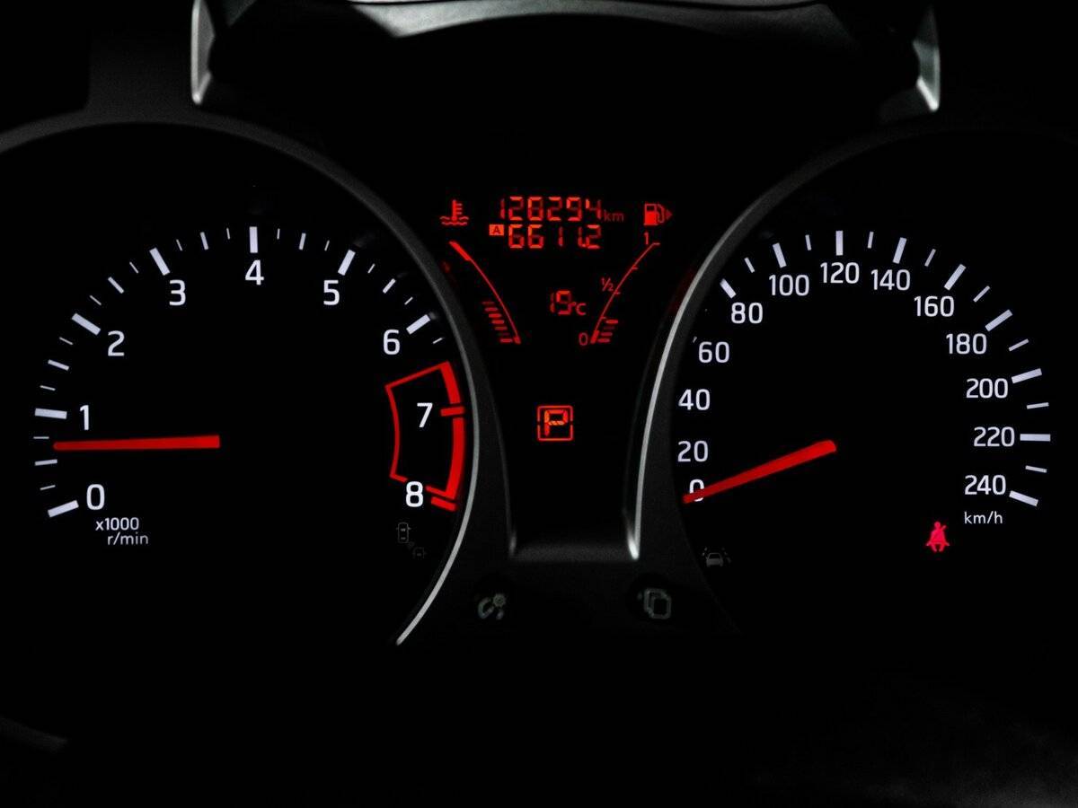 Nissan Juke с пробегом — 2014 год. Фото: #10