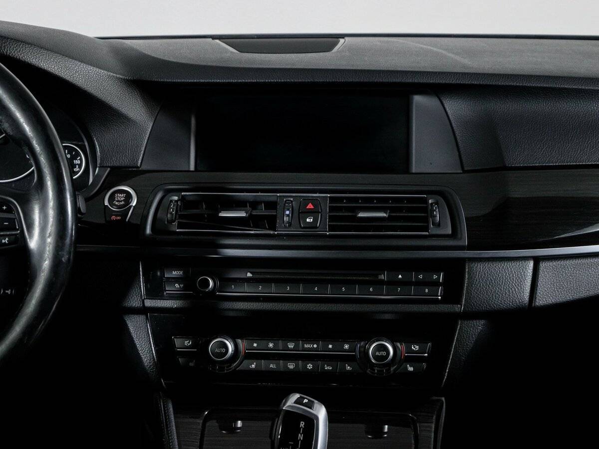 BMW 5 серии с пробегом — 2012 год. Фото: #12