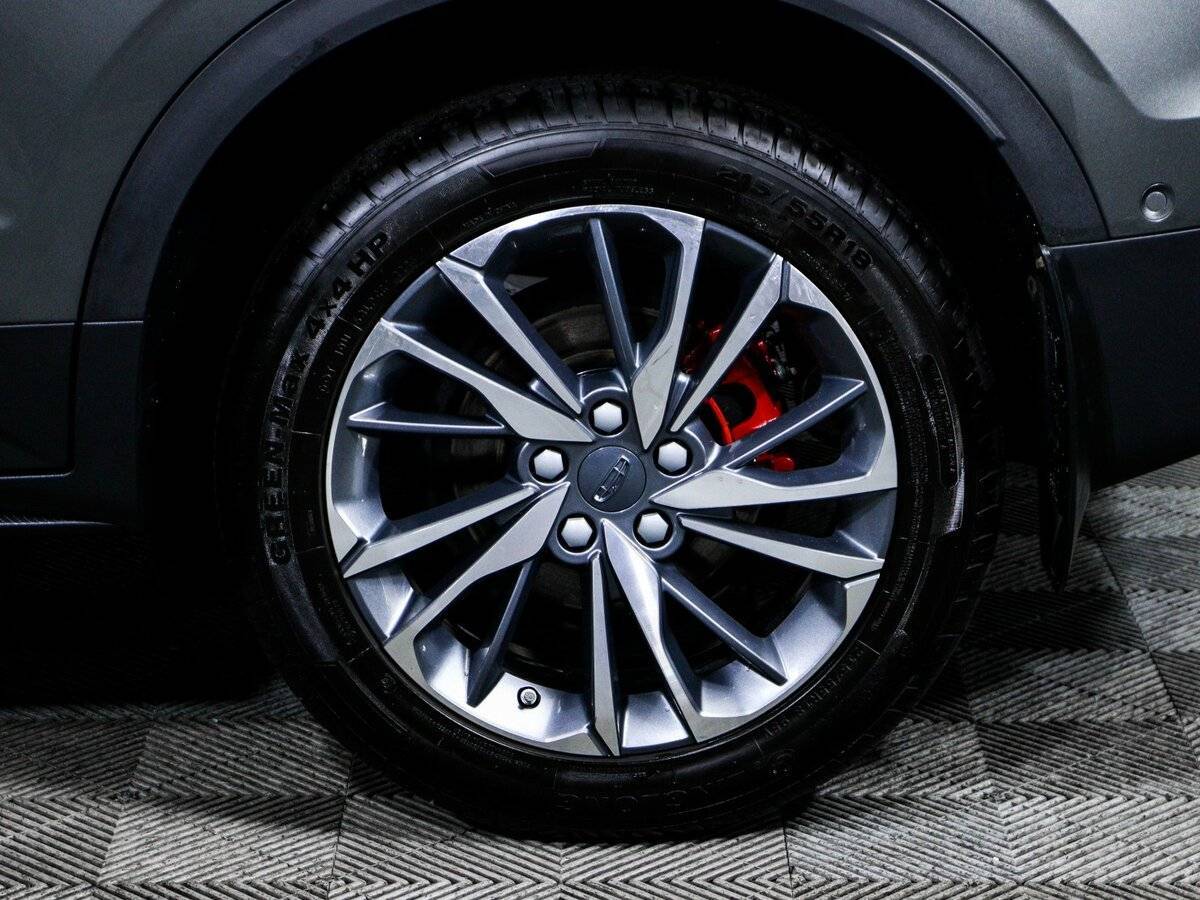 Geely Coolray с пробегом — 2024 год. Фото: #13