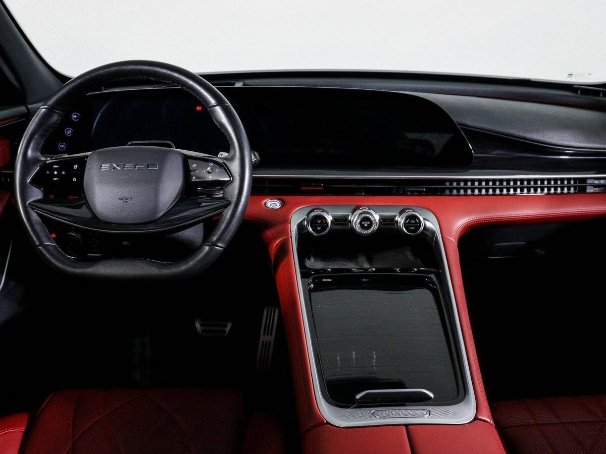 EXEED RX с пробегом — 2023 год. Фото: #11