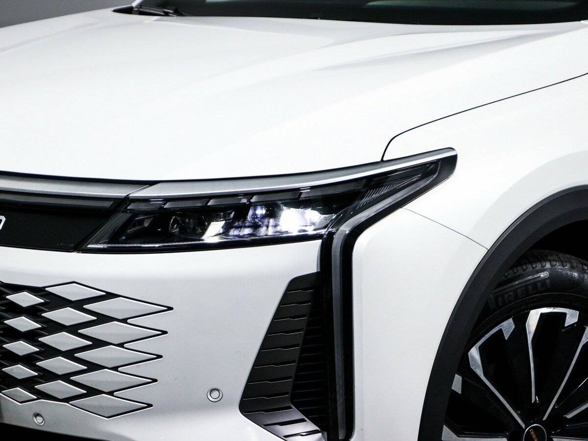 EXEED RX с пробегом — 2023 год. Фото: #15